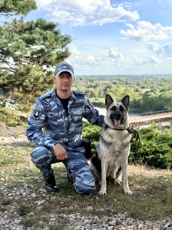 У одного форма и опыт. У другой острый нюх