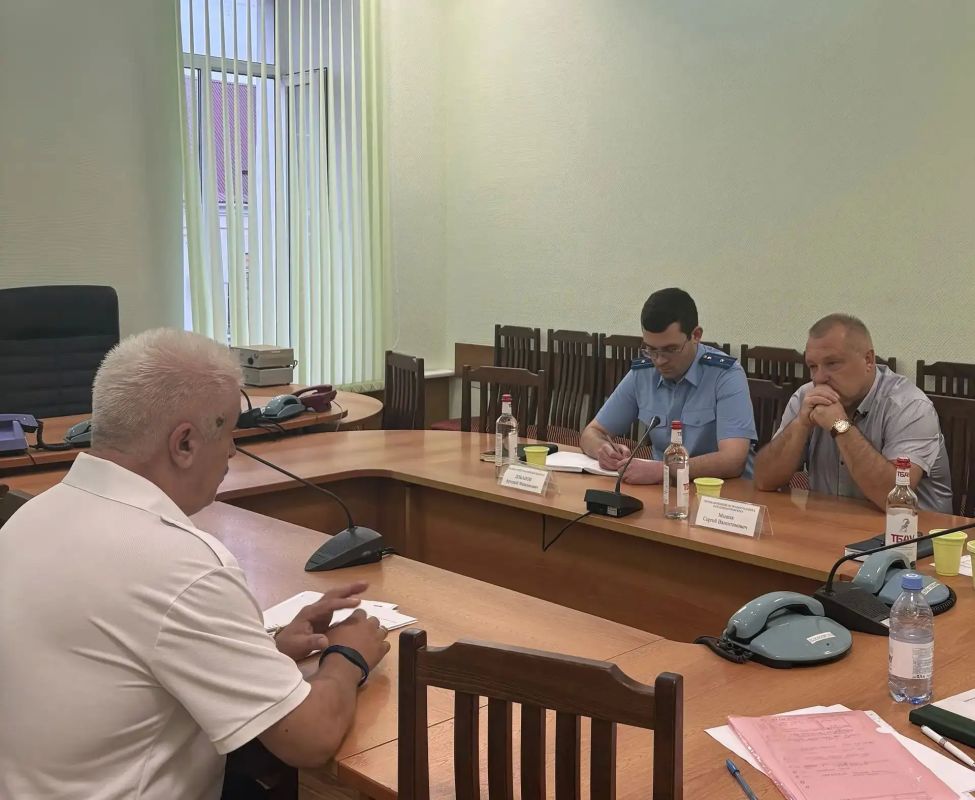В Краснодарском территориальном управлении Северо-Кавказской железной дороги ОАО «Российские железные дороги» состоялся совместный прием граждан В Краснодарском территориальном управлении Северо-Кавказской железной дороги ОАО «Российские железные дороги» состоялся совместный прием граждан