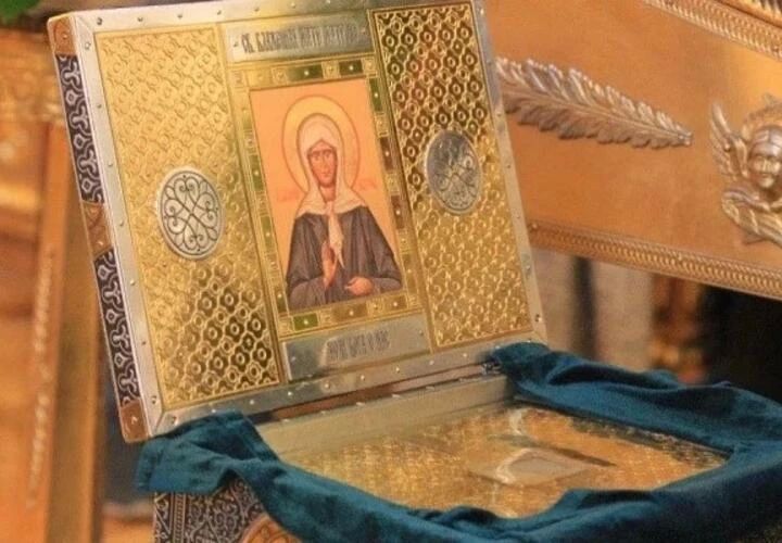 Сегодня, 7 октября, в краевую столицу привезут ковчег с частицей мощей святой Матроны Московской