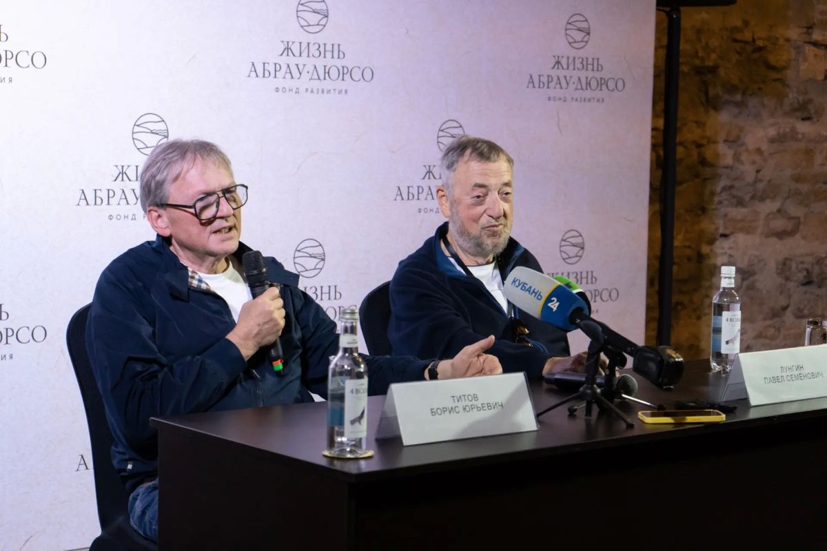 «Путь Петра»: в Абрау-Дюрсо показали фильм, который заставляет задуматься о главном «Путь Петра»: в Абрау-Дюрсо показали фильм, который заставляет задуматься о главном