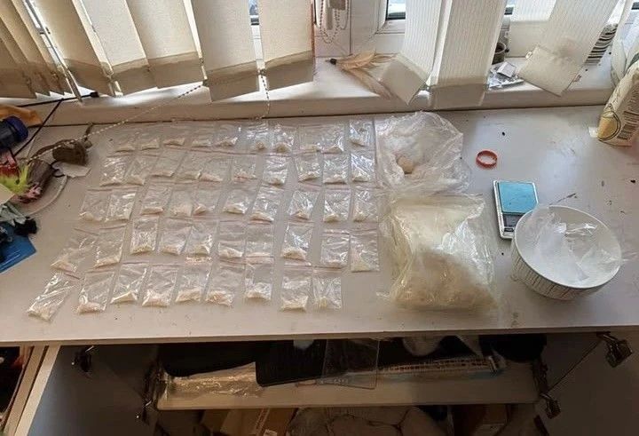 570 гр мефедрона и 70 гр кокаина изъяли у наркокурьера из Кабардино-Балкарии 570 гр мефедрона и 70 гр кокаина изъяли у наркокурьера из Кабардино-Балкарии
