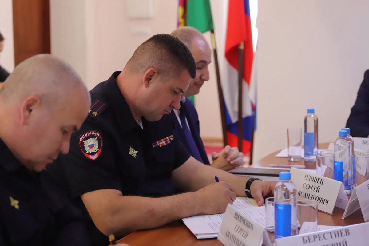 Алексей Богодистов: Провел совещание по работе службы эвакуации Алексей Богодистов: Провел совещание по работе службы эвакуации
