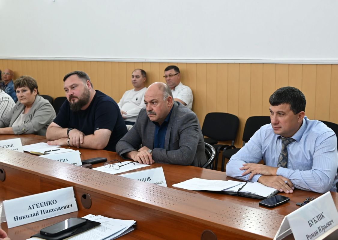 Сегодня на заседании районной антитеррористической комиссии мы обсудили важные вопросы, связанные с обеспечением работы ресурсоснабжающих организаций в режиме чрезвычайной ситуации Сегодня на заседании районной антитеррористической комиссии мы обсудили важные вопросы, связанные с обеспечением работы ресурсоснабжающих организаций в режиме чрезвычайной ситуации