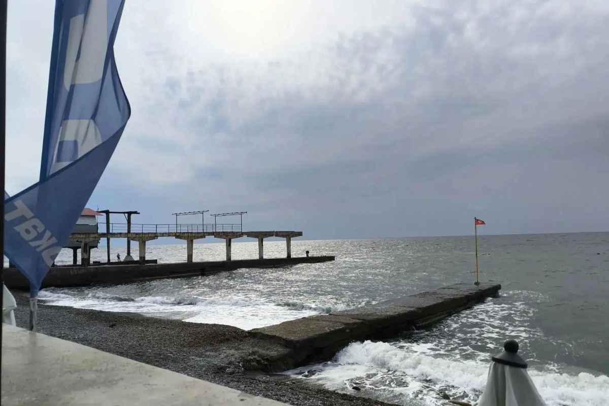 В Сочи чистота морской воды и грунта подтверждена более 9000 проб В Сочи чистота морской воды и грунта подтверждена более 9000 проб