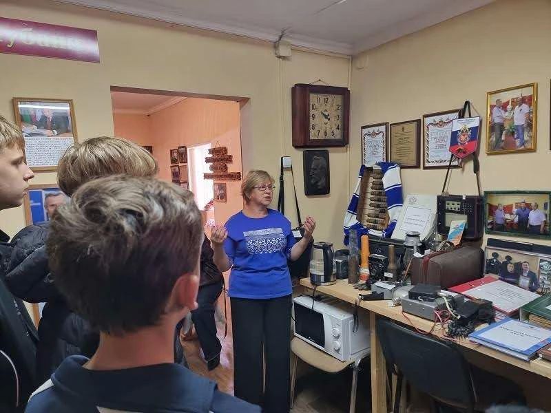 В Белореченске школьники посетили музей линейного отдела полиции В Белореченске школьники посетили музей линейного отдела полиции