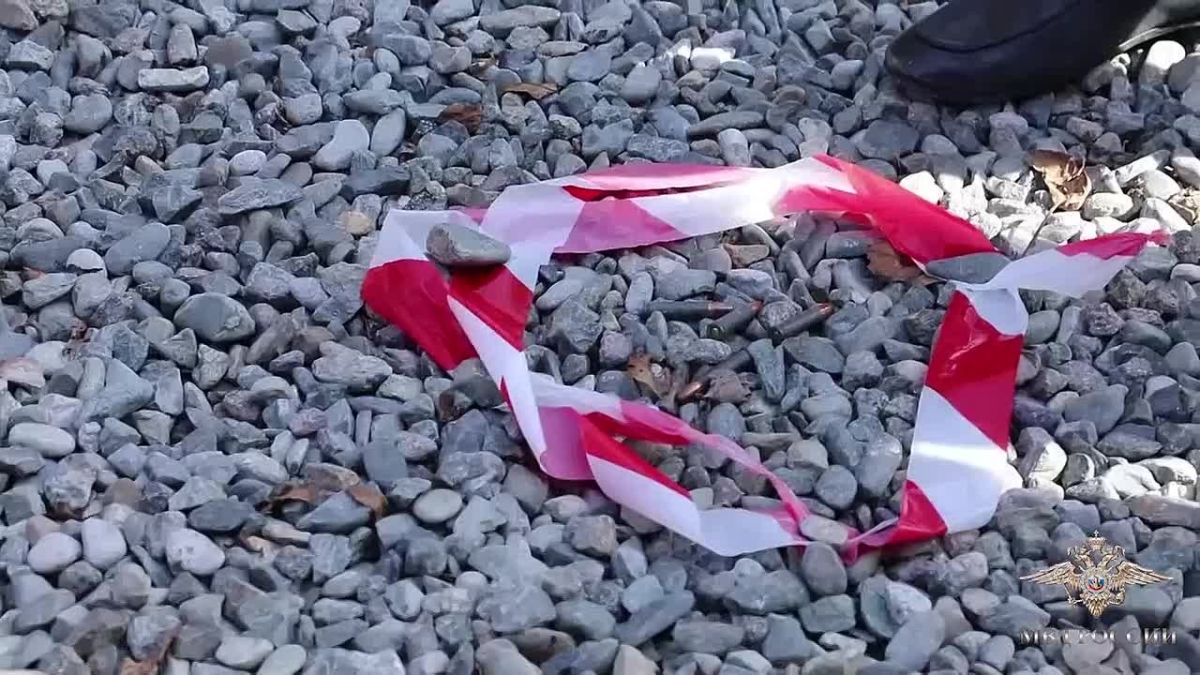 Полиция штурмом взяла дебошира, удерживавшего в заложниках свою жену