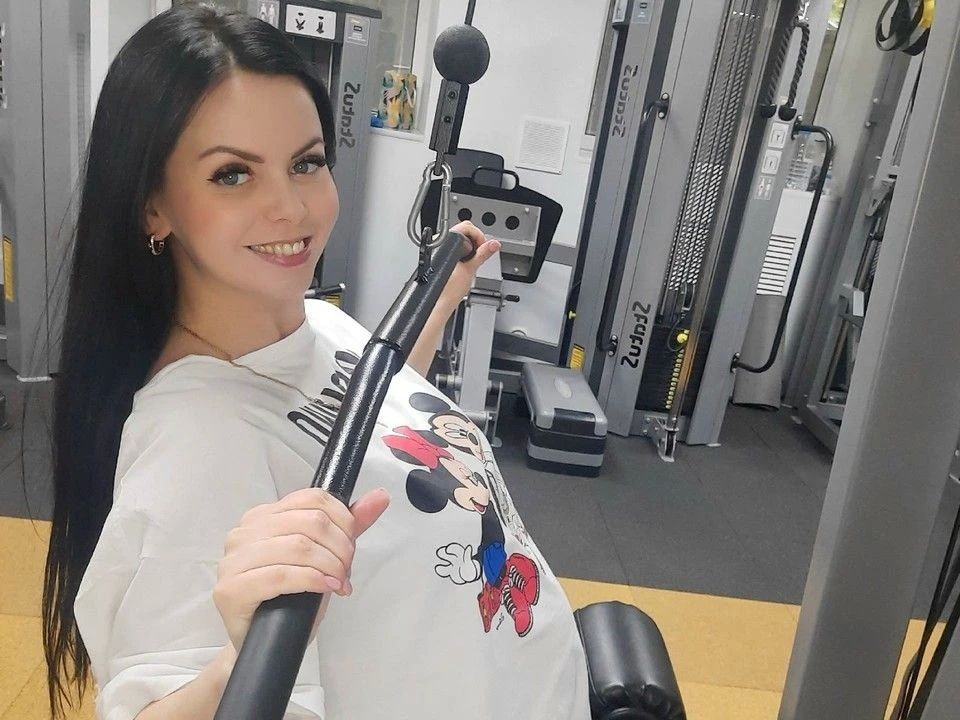 Сбросила 30 кг, вышла замуж за олимпийского чемпиона и открыла зал, где случаются чудеса: Хотела вернуть себя прежнюю Сбросила 30 кг, вышла замуж за олимпийского чемпиона и открыла зал, где случаются чудеса: Хотела вернуть себя прежнюю