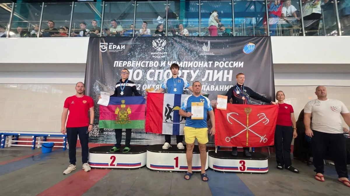 В заплыве за наградами. «Плавание помогает спортсменам развиваться физически, социализирует их, дает возможность получать радость от побед и проживать счастливую жизнь» В заплыве за наградами. «Плавание помогает спортсменам развиваться физически, социализирует их, дает возможность получать радость от побед и проживать счастливую жизнь»