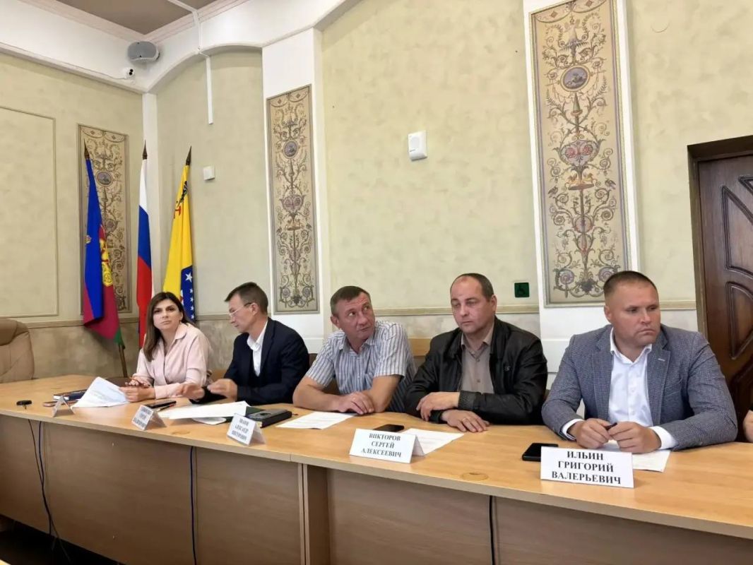 Прокуратурой Гулькевичского района принято участие в работе межведомственной комиссии по противодействию просроченной задолженности по заработной плате, борьбе с теневой занятостью и безопасностью труда Прокуратурой Гулькевичского района принято участие в работе межведомственной комиссии по противодействию просроченной задолженности по заработной плате, борьбе с теневой занятостью и безопасностью труда