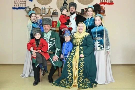 Семья из Сочи вошла в число победителей Всероссийского конкурса «Семья года – 2026»