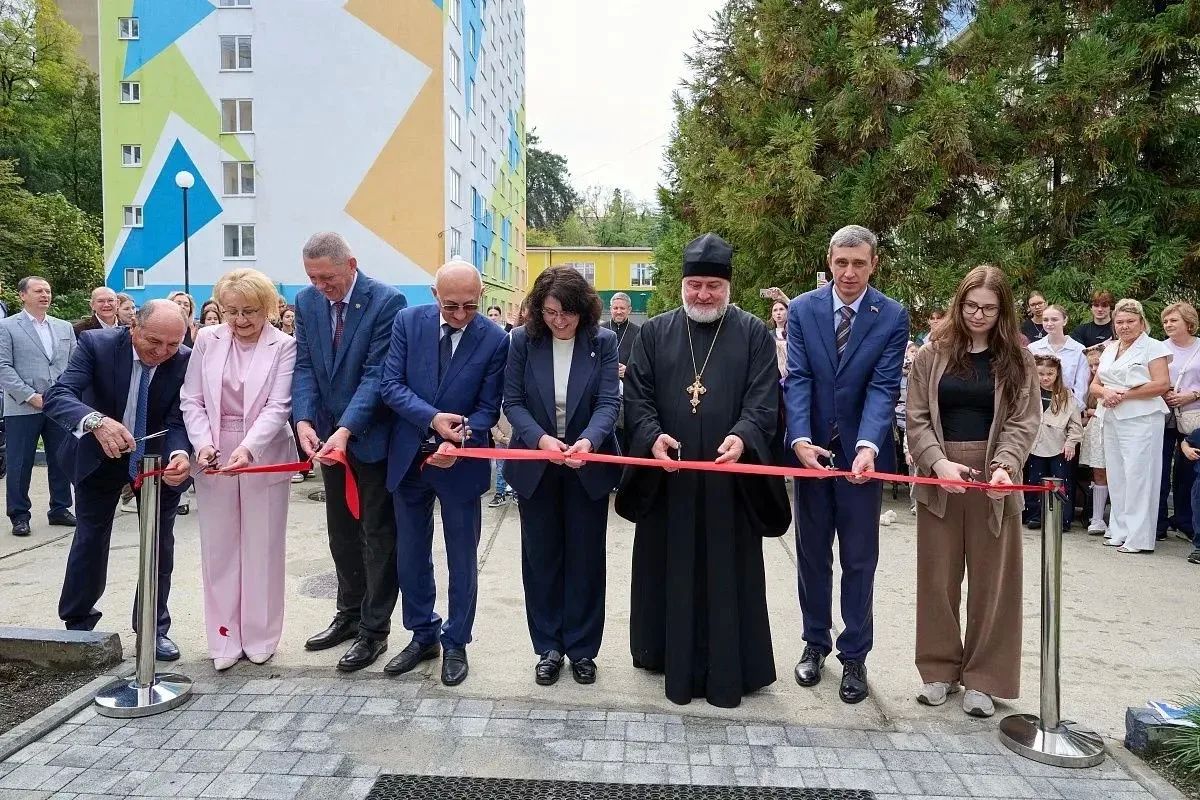 В Сочинском госуниверситете открыли комнату матери и ребенка и группу кратковременного пребывания детей В Сочинском госуниверситете открыли комнату матери и ребенка и группу кратковременного пребывания детей