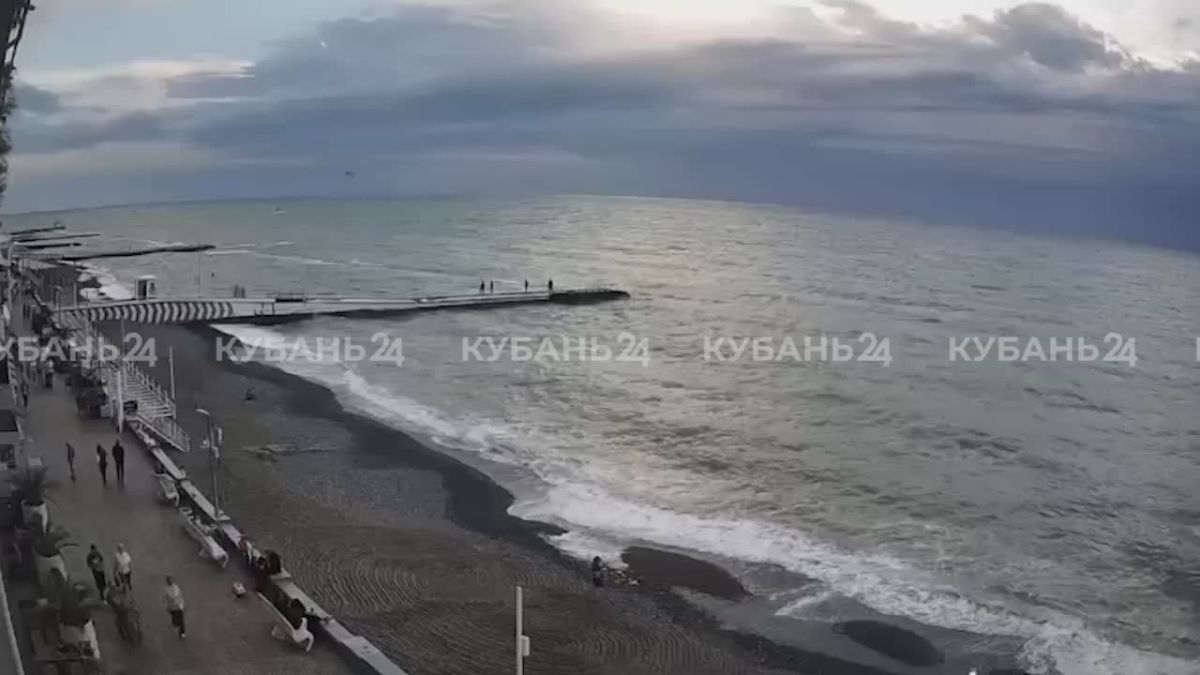 В Сочи и Сириусе ожидается шторм с волнами до 3,5 метра