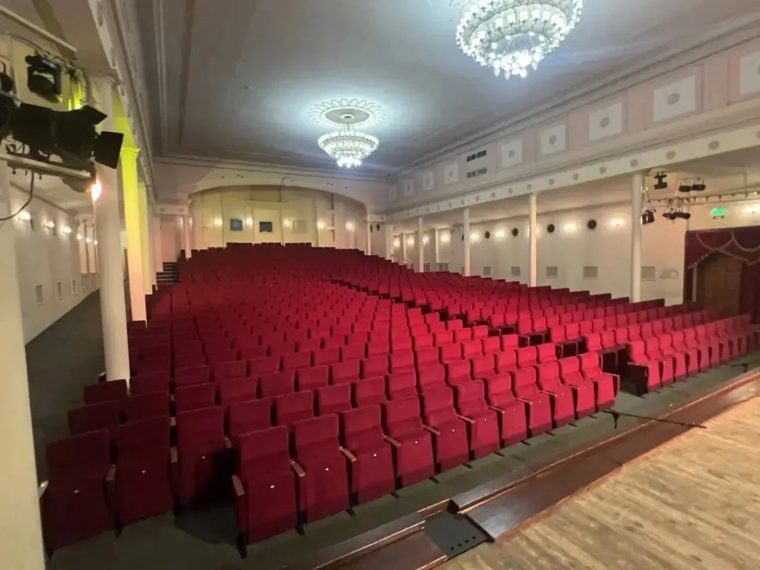 Андрей Кравченко: В Новороссийском городском театре успешно завершены работы по модернизации Андрей Кравченко: В Новороссийском городском театре успешно завершены работы по модернизации