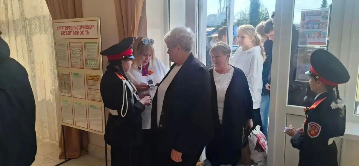 На Кубани прошла форумная площадка "Один день в казачьей школе" На Кубани прошла форумная площадка "Один день в казачьей школе"