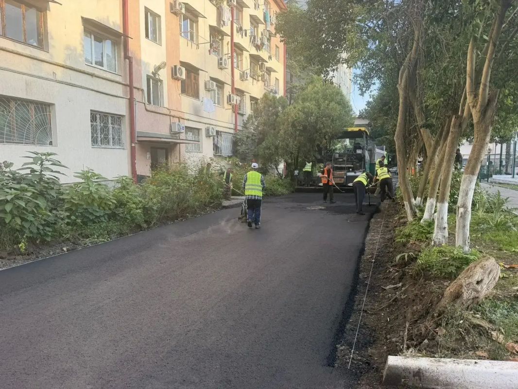 В Центральном районе Сочи продолжаются работы по ремонту участков улично-дорожной сети