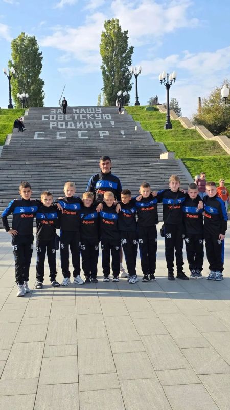 «Метеор» из Кореновска взял «бронзу» на Суперфинале «Кожаного мяча» «Метеор» из Кореновска взял «бронзу» на Суперфинале «Кожаного мяча»