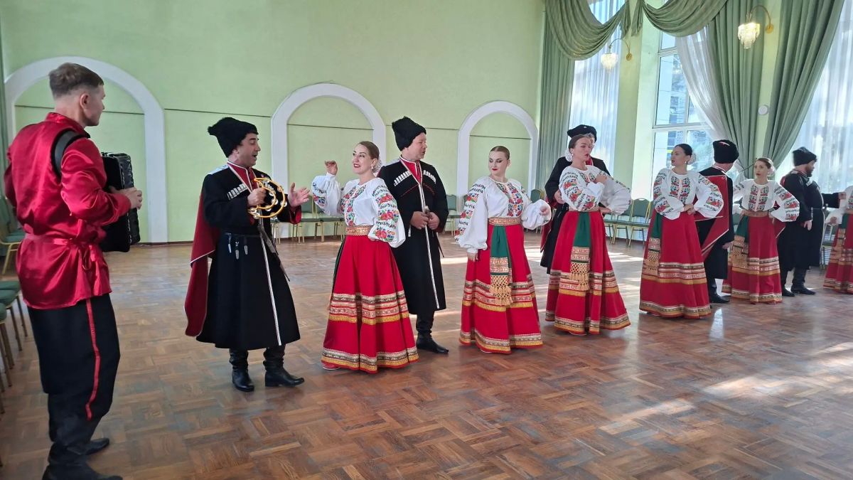 В Гортеатре для жителей Анапы провели профилактический медосмотр В Гортеатре для жителей Анапы провели профилактический медосмотр