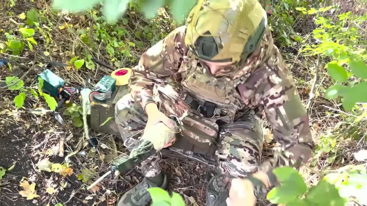 Дроноводы Южной группировки войск уничтожили систему управления ВСУ