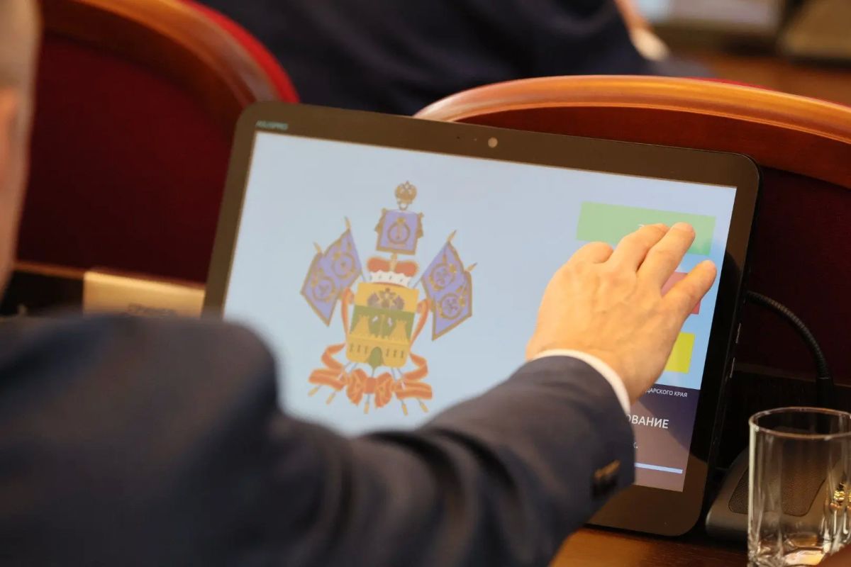 Вениамин Кондратьев: На социальную поддержку жителей Кубани в 2026 году направляем 91 миллиард рублей Вениамин Кондратьев: На социальную поддержку жителей Кубани в 2026 году направляем 91 миллиард рублей