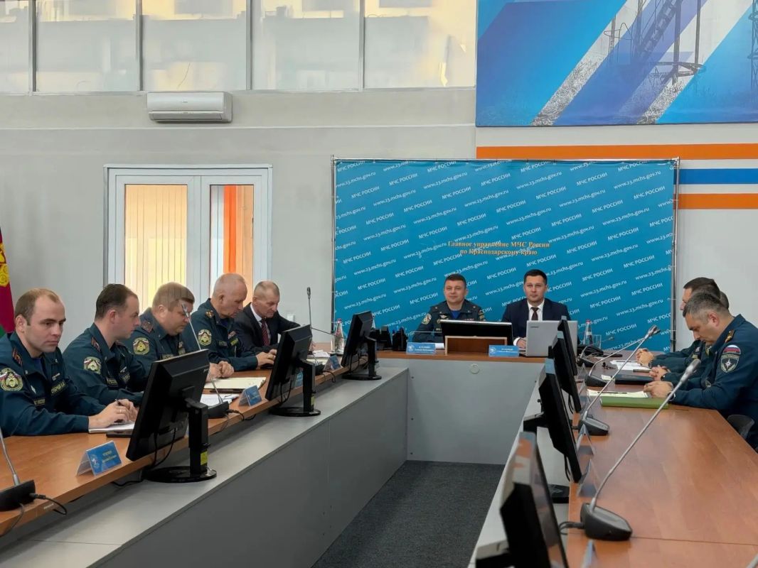 Состоялось заседание Правительственной комиссии по предупреждению и ликвидации ЧС и обеспечению пожарной безопасности Состоялось заседание Правительственной комиссии по предупреждению и ликвидации ЧС и обеспечению пожарной безопасности