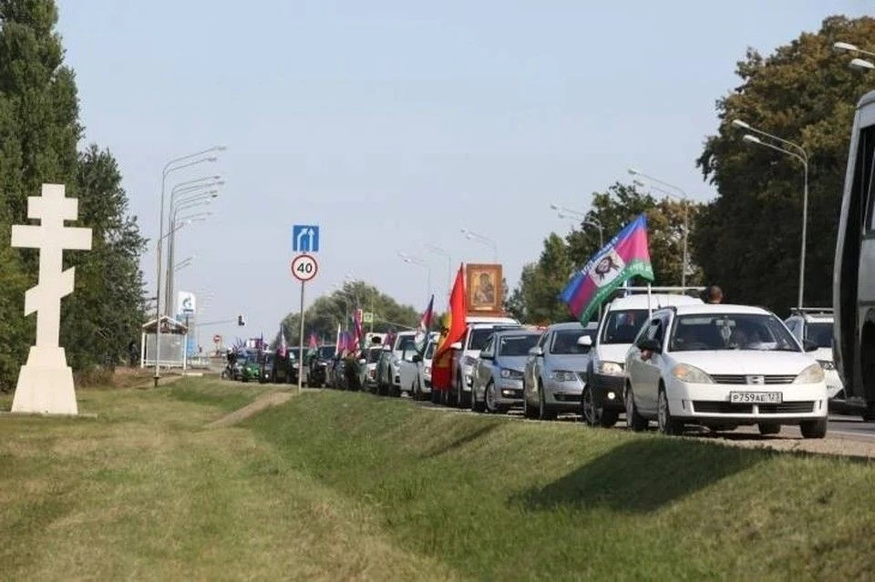 Увидят святыни шестнадцати городов и станиц: На Кубани стартовал автомобильный крестный ход