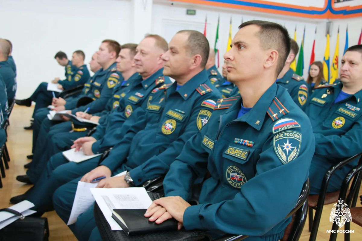 Практическое занятие по вопросам контроля за обращением продукции пожарно-технического и общего назначения прошло в Главном управлении Практическое занятие по вопросам контроля за обращением продукции пожарно-технического и общего назначения прошло в Главном управлении