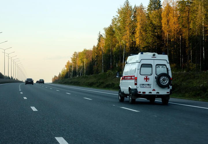 В Каневском районе сегодня утром произошло ДТП, в котором пострадали трое детей