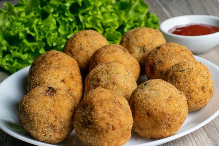 Какие приготовить фрикадельки: опытные хозяйки дали свои рецепты мясных изделий, знакомых всем