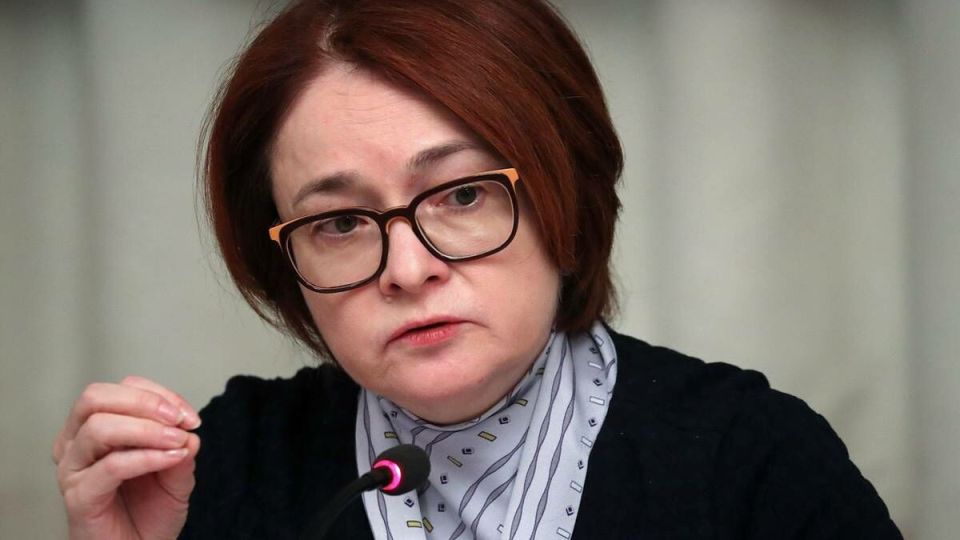 ЦБ России снижает ключевую ставку до 17%: для экономики или против инфляции?