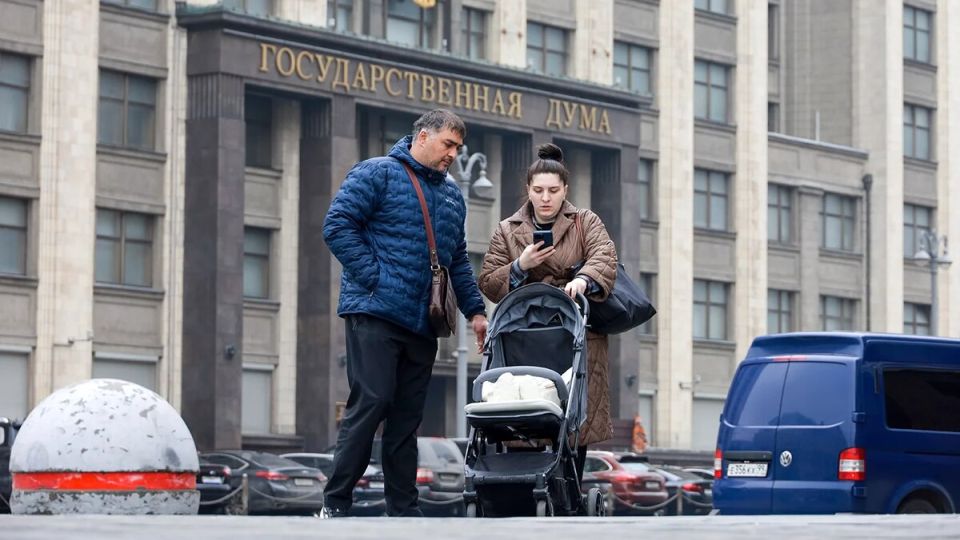 Госдума обновила правила получения детских пособий